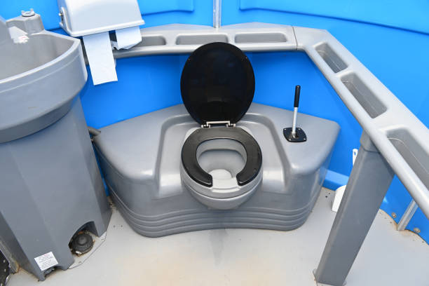 Best Affordable portable toilet rental  in Farmville, NC